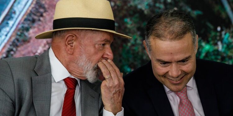 Como deve funcionar o fim da autoescola obrigatória para obter CNH?