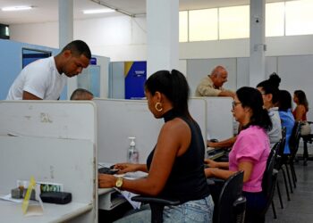 Construção civil, comércio e indústria concentram oportunidades de emprego nesta quinta-feira