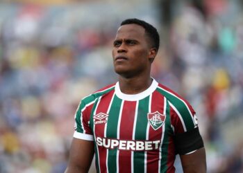 Fluminense encaminha venda de Arias para o Wolverhampton