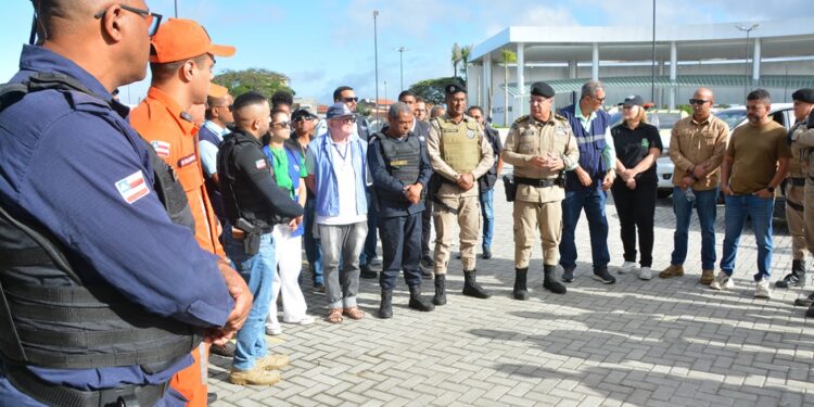 Força-tarefa na rodoviária tem balanço positivo e reforça segurança em Feira de Santana