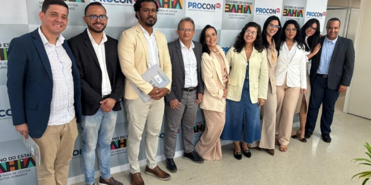 PROCON Feira realiza visita técnica ao PROCON Bahia e fortalece parceria com a OAB