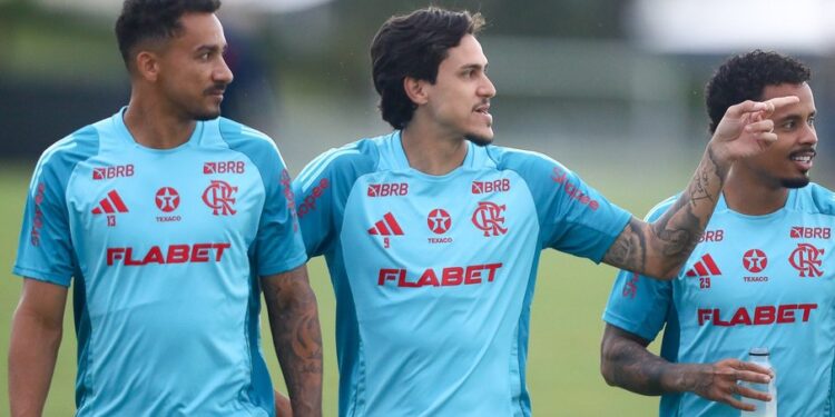 Pedro se pronuncia e critica fala de Filipe Luís: “Desrespeitosa”