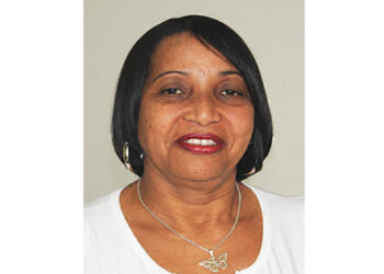 Prefeito José Ronaldo lamenta morte da servidora aposentada Iolanda Soares