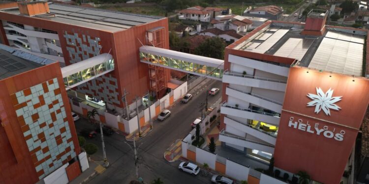 TJ-BA suspende demolição de passarelas do Colégio Helyos: ‘risco de dano grave e transtornos à comunidade escolar’