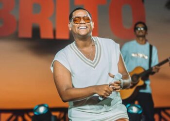 Quem é Netto Brito, cantor que sobreviveu a acidente com três mortos na Bahia