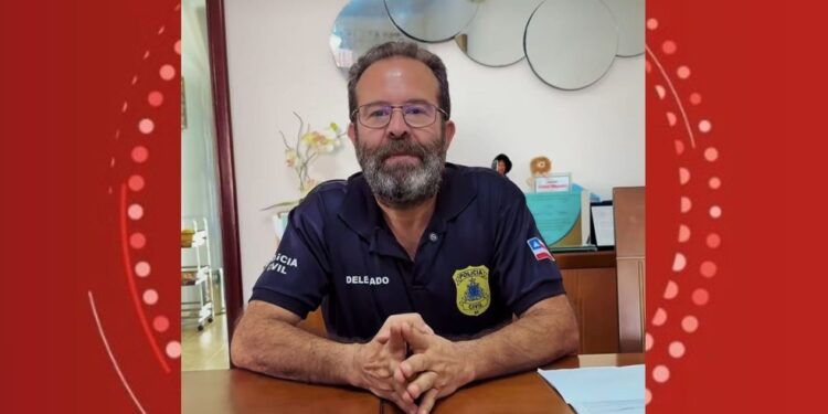 Ex-prefeito é alvo de operação que apura execução de oito pessoas na Bahia; suspeito é delegado da Polícia Civil