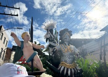 Milhares de baianos celebram 2 de Julho nas ruas de Salvador