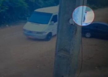 Idoso morre após ser atropelado por van em marcha ré no sudoeste da Bahia
