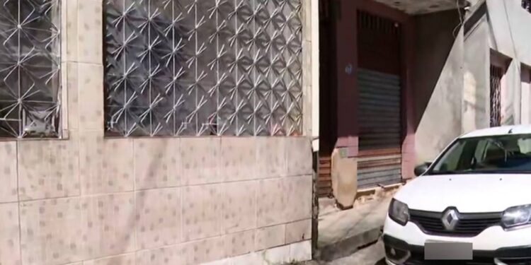 Jovem e adolescente de 15 anos são mortos a tiros em Salvador