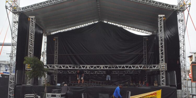 Marcha pra Jesus: Montagem do palco é finalizada