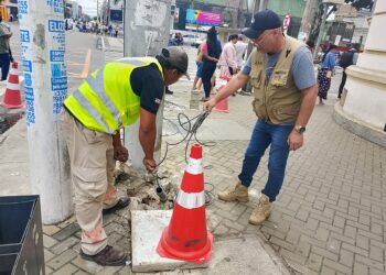 SMT reativa marcador de tempo do pedestre nos semáforos do Centro