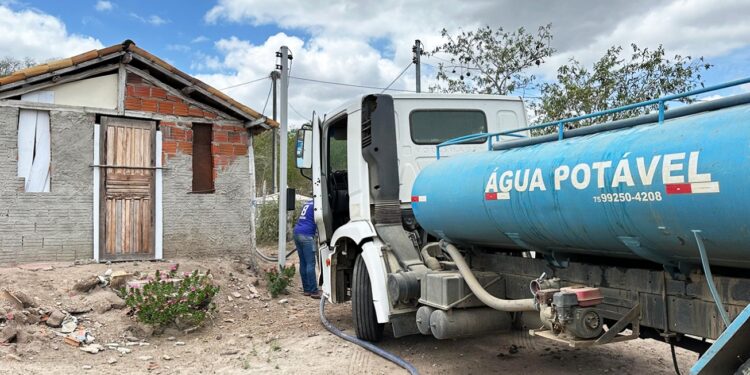 Plano de contingência e abastecimento emergencial de água serão debatidos nesta sexta-feira