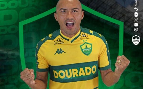 Ex-Bahia e Vitória, Nino Paraíba volta ao futebol após dois anos afastado