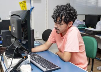 IEL abre mais de 660 vagas de estágio em 23 cidades da Bahia; bolsas vão de R$ 450 a R$ 1,8 mil