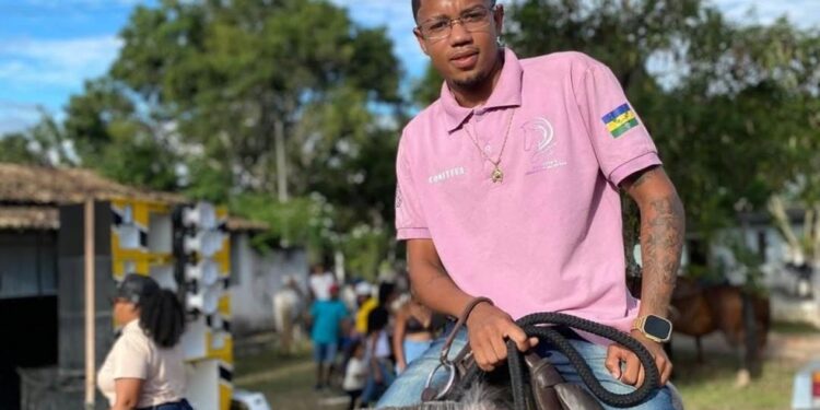 Suspeito de matar jovem de 22 anos durante cavalgada na Bahia confessa crime, é ouvido e liberado