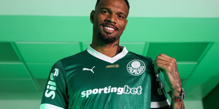 Palmeiras anuncia a contratação do goleiro Carlos Miguel