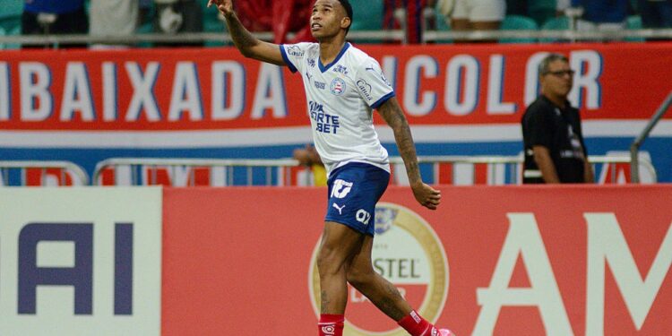 Jean Lucas, do Bahia, é convocado para a seleção brasileira no lugar de Joelinton