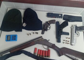 Três homens morrem e policial militar é baleado após confronto no interior da Bahia