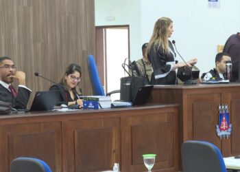 Júri popular de PM acusado de matar dono de lava-jato na Bahia é adiado por suspeita de falso testemunho