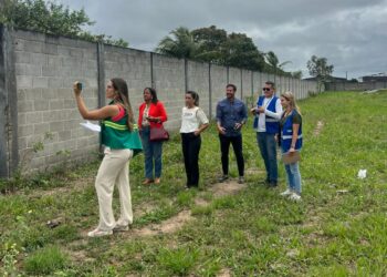 Secretaria de Meio Ambiente realiza inspeção no aeroporto de Feira para liberação de licença para ampliar pista