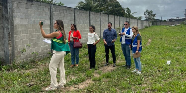 Secretaria de Meio Ambiente realiza inspeção no aeroporto de Feira para liberação de licença para ampliar pista