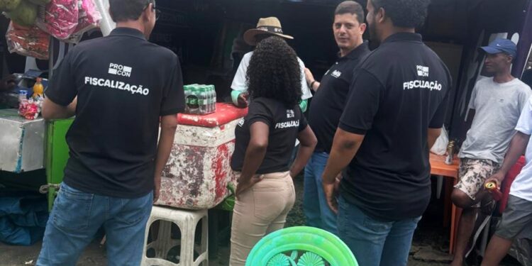 PROCON intensifica fiscalização na Expofeira e adota medidas contra irregularidades