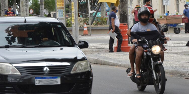 SMT promove ação especial para motociclistas durante a Semana Nacional de Trânsito