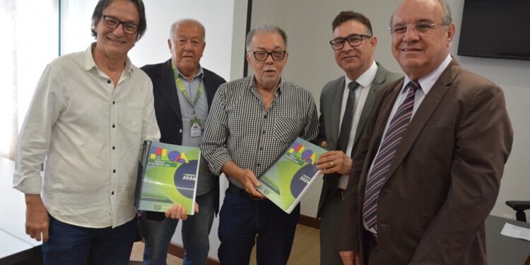 Projeto de Lei Orçamentária Anual de 2026 é entregue à Câmara de Vereadores