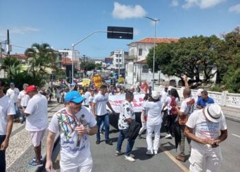 Abono extraordinário dos precatórios é sancionado; veja quanto cada professor vai ganhar