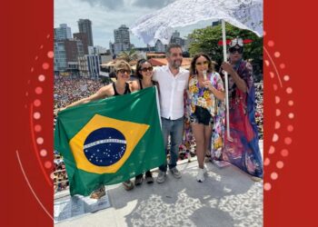 Manifestantes protestam contra PEC da Blindagem e PL da Anistia em Salvador