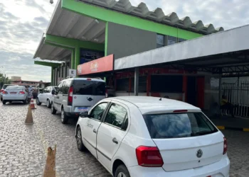 Taxistas de Feira de Santana terão que passar por novo curso obrigatório de qualificação