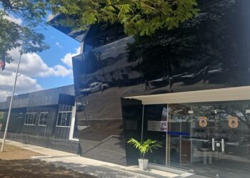 Adolescente com autismo morre após ser espancado por cerca de 10 homens no dia do aniversário