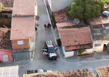 Quase 20 pessoas são presas em operação contra suspeitos de homicídios e tráfico de drogas na Bahia