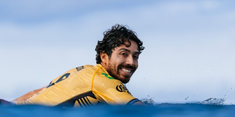 Yago Dora vence Griffin e é campeão mundial da WSL pela 1ª vez