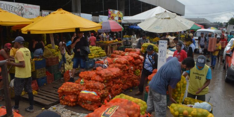 SESP promove mutirão de limpeza no Centro de Abastecimento neste domingo