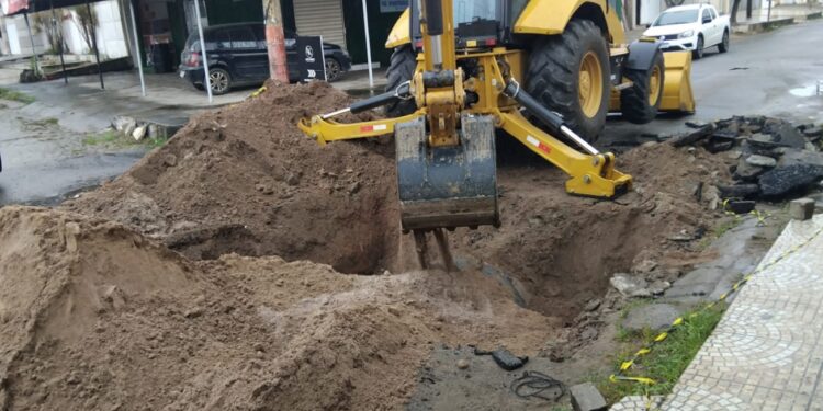 SOMA promove manutenção na rede de microdrenagem para evitar alagamentos