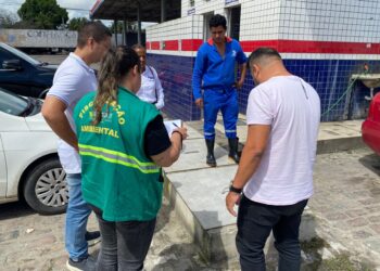 Secretaria de Meio Ambiente realiza fiscalização em postos de combustíveis para garantir cumprimento de licenças ambientais