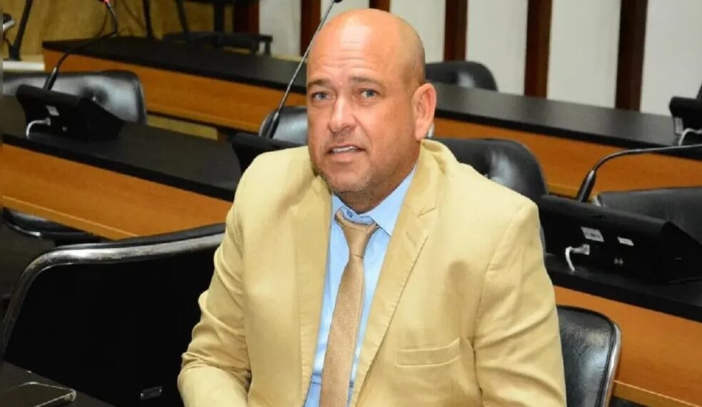 MP-BA apresenta nova denúncia contra deputado Binho Galinha por manter liderança de organização criminosa em Feira de Santana