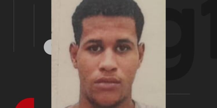 Suspeito de matar jovem com 40 facadas é preso no interior da Bahia; homem era amigo da vítima