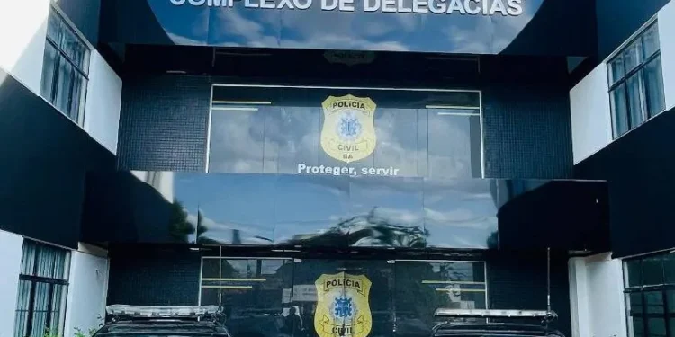 Homem é preso em Feira de Santana suspeito de matar amigo com 40 facadas
