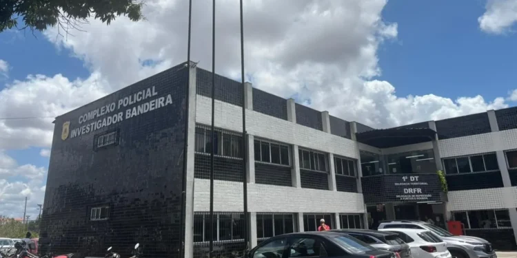 Polícia Civil deflagra operação e prende oito suspeitos de homicídio e lavagem de dinheiro em Feira de Santana