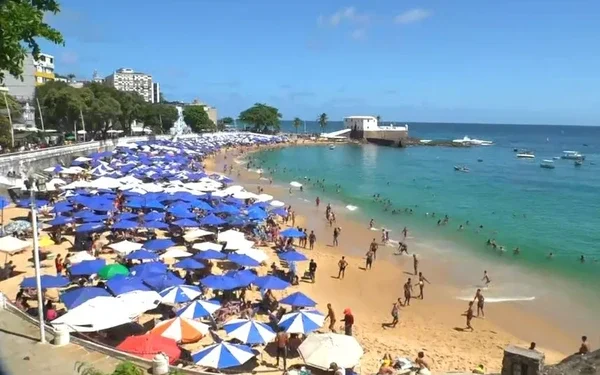 Brasil terá até nove feriadões em 2026; veja datas para se programar