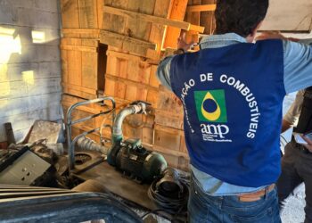 Grupo é investigado por adulteração e lavagem de dinheiro no setor de combustíveis na BA; Polícia pediu bloqueio de R$ 6,5 bilhões em bens