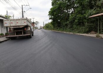 Prefeitura conclui asfaltamento da rua Olney São Paulo e inicia obras na Três Irmãos