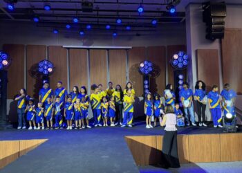 Estudantes da Rede Municipal escolhem novo fardamento em desfile histórico