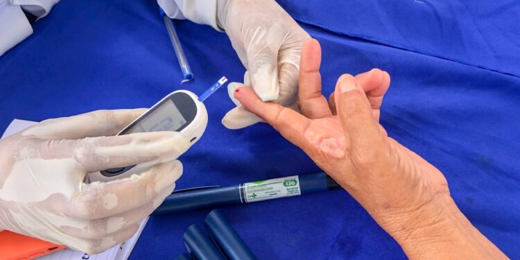 Saúde promove ação em alusão ao Dia Mundial do Diabetes com serviços e orientações gratuitas