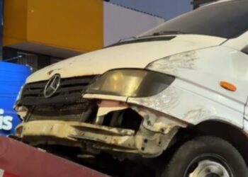 SMT flagra veículos sem manutenção realizando transporte clandestino em Feira