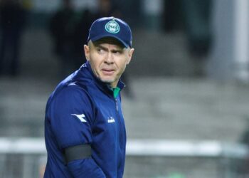 Coritiba anuncia a saída do técnico Mozart; veja os detalhes