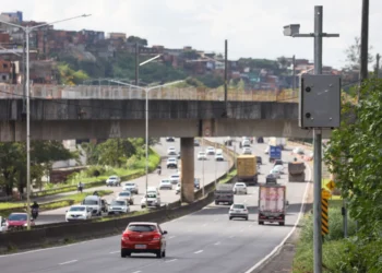 Mais de 20 ‘novos’ radares de velocidade serão instalados na BR-324 até janeiro