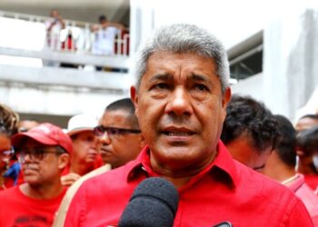 Governador Jerônimo Rodrigues comenta prisão de Bolsonaro: ‘Não é comemoração, é afirmação da democracia’